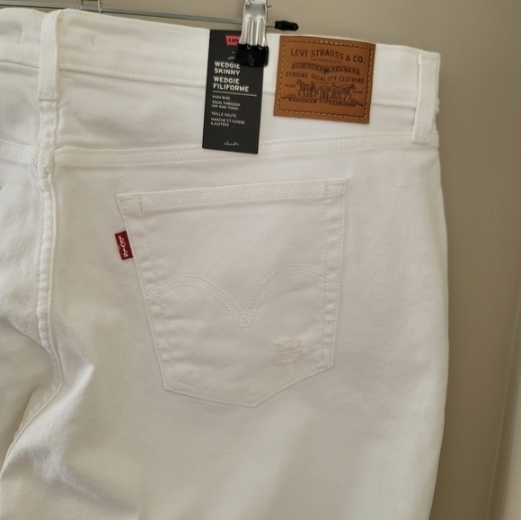 Levi's Plus White Jeans NWT 722 Wedgie Skinny #785 - Picture 7 of 16